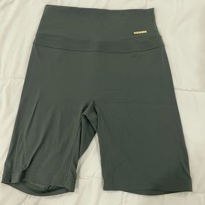 whitney simmons gymshark cycling shorts eucalyptus green